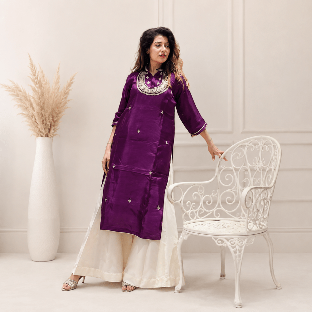 Women Purple Ethnic Motifs Embroidered Chanderi Silk Straight Kurta